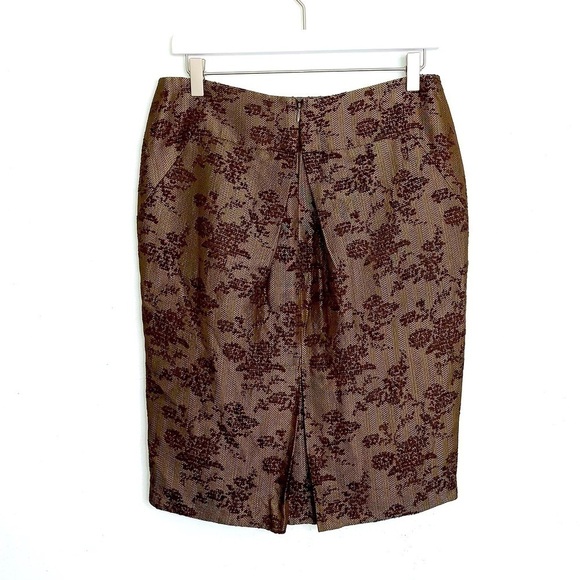 Max Azria Pleated Metallic Gold Brocade Herringbone Skirt size 4 - Picture 2 of 9